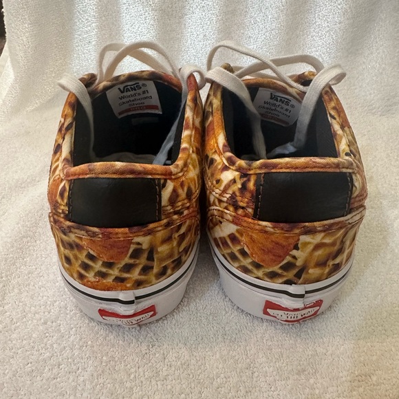 VANS Chukka Low Ultracush HD Pro Sneakers - 9 - Picture 3 of 5